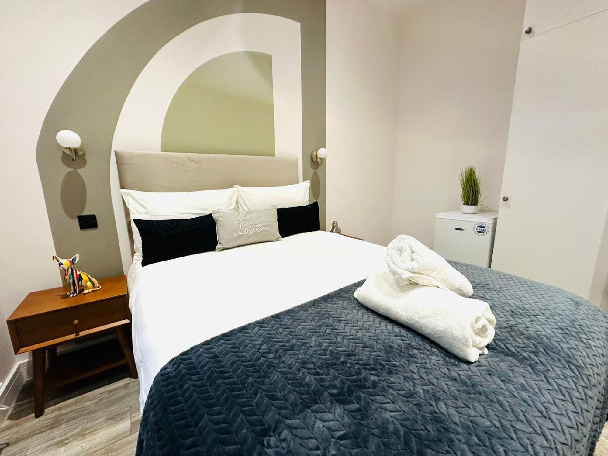 London Beautiful Suites Rooms Top Location المظهر الخارجي الصورة